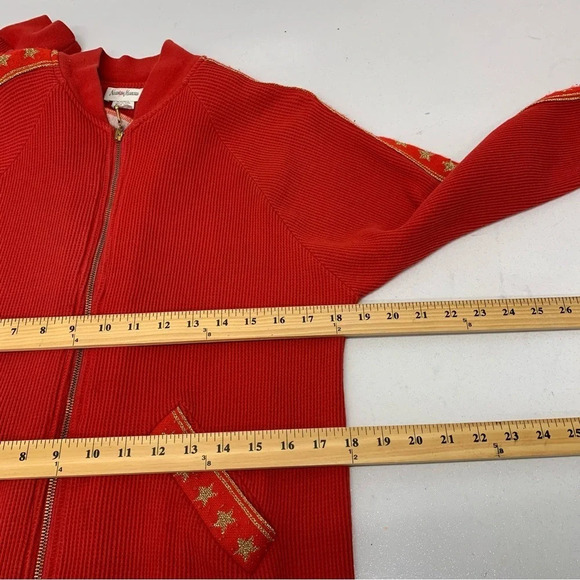 Vtg Neiman Marcus Thermal Waffle Knit Red Sweatshirt Woman M Zip Gold Trim USA - Picture 9 of 11